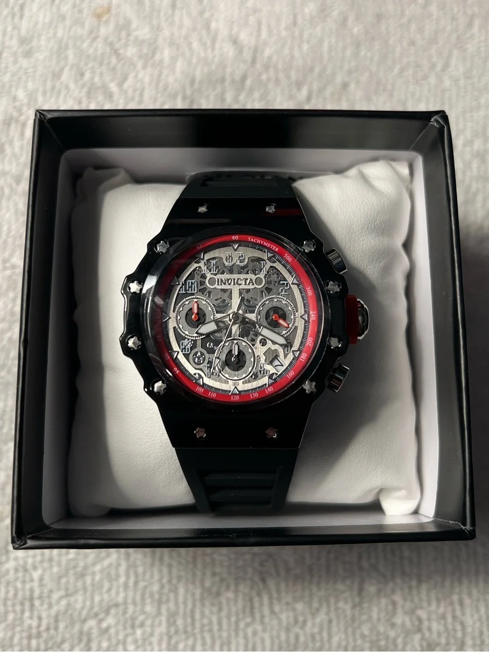 Invicta Racing Valyron Men’s Watch-41mm MOD-69779 Black & Red (NWT) Limited!!!